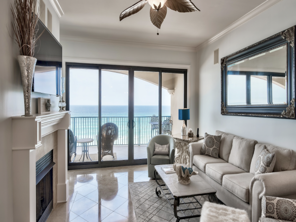 Four Bedroom Direct Beach Front Condo Sleeps 10 Guests